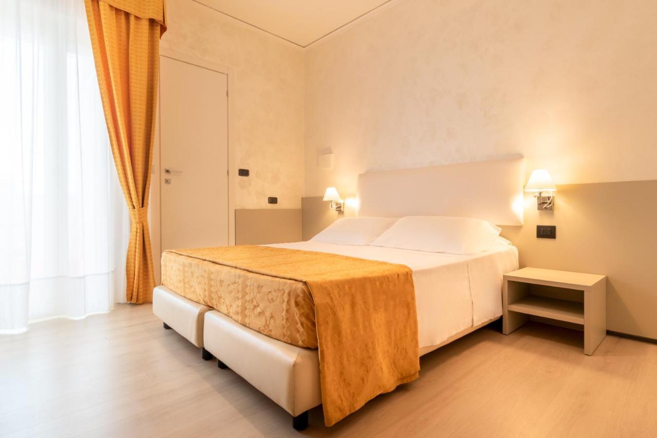 Continental B&B City Hotel บิบิโอเน ภายนอก รูปภาพ
