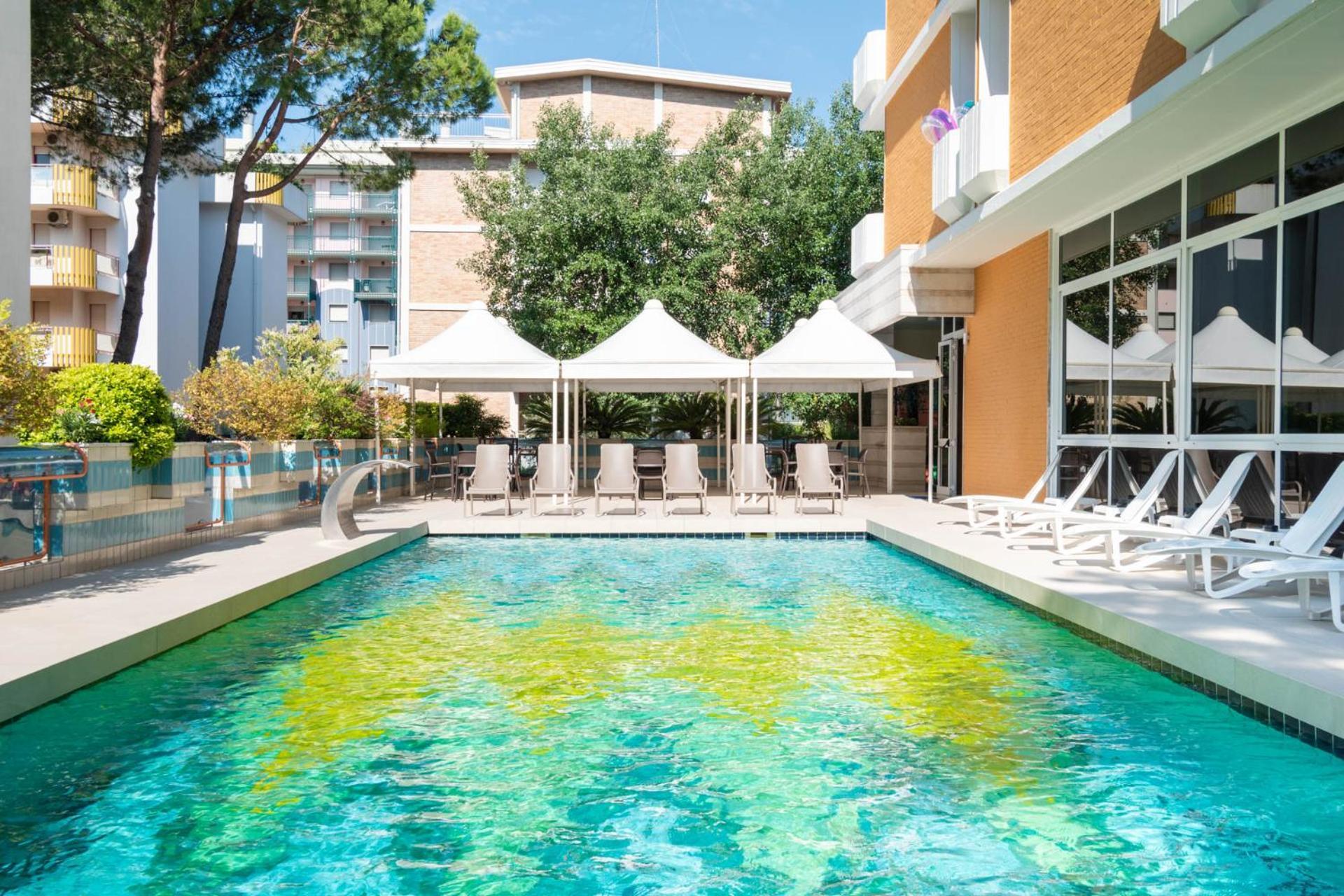 Continental B&B City Hotel บิบิโอเน ภายนอก รูปภาพ