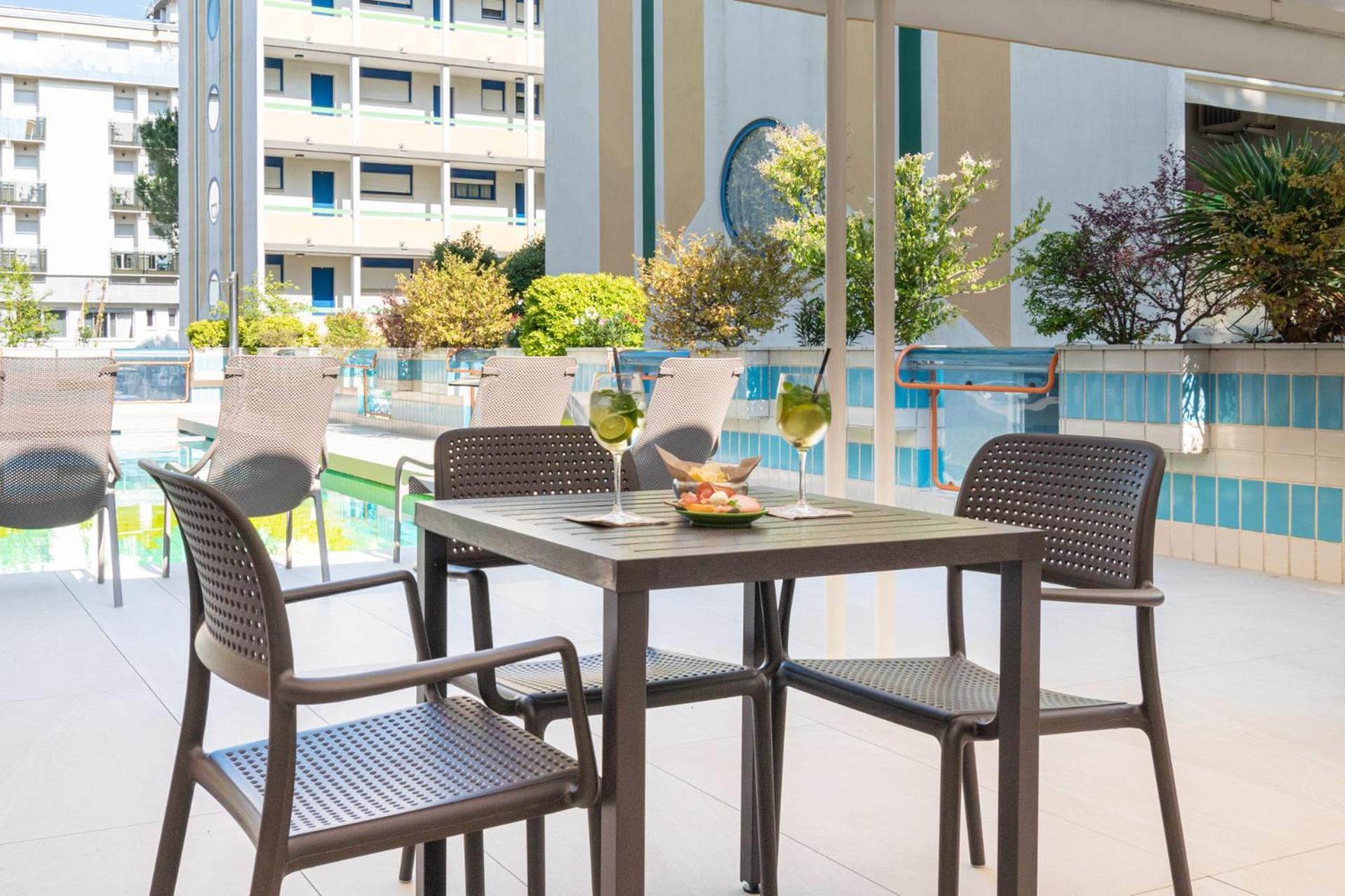 Continental B&B City Hotel บิบิโอเน ภายนอก รูปภาพ