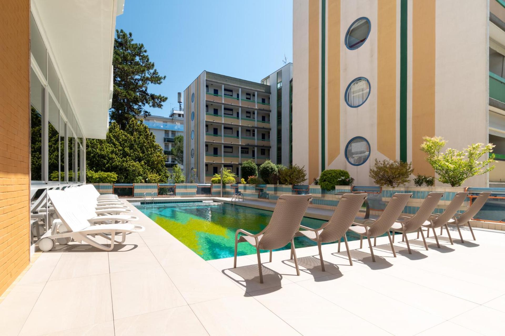 Continental B&B City Hotel บิบิโอเน ภายนอก รูปภาพ